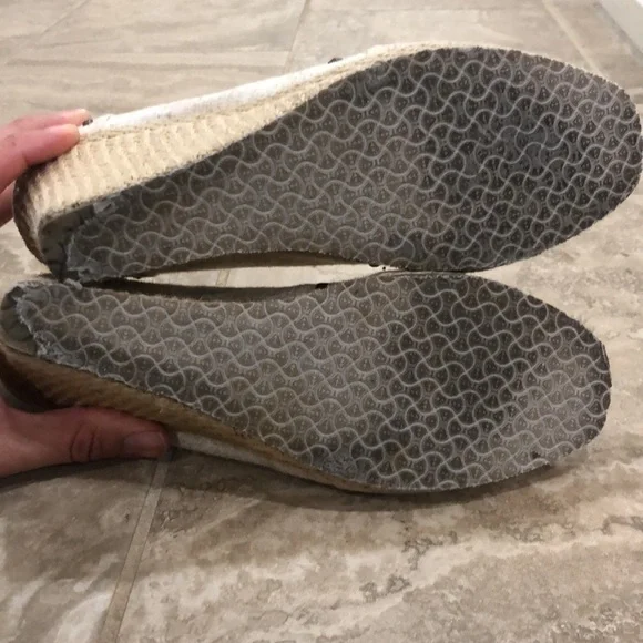 Skechers Womens Cloth Wedge (3.5”) Open Toe Sandals - Picture 5 of 12